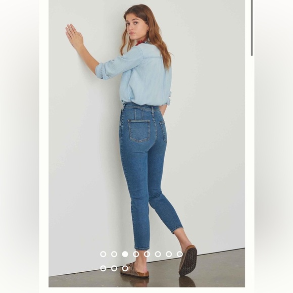 Pilcro The Cigarette Slim Jeans- size 25 P - Picture 8 of 9